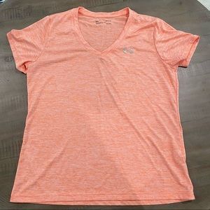 Under Armour Heatgear Peachy Orange VNeck LRG